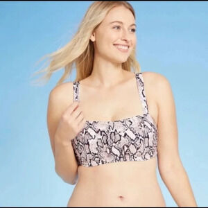 *NWT* Shade and Shore Snakeskin Print Bikini Top